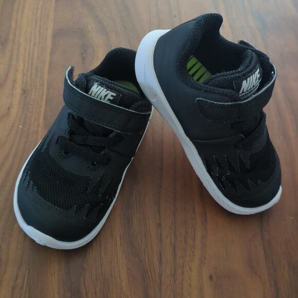 Nike Star Runner 2 'Black toddler C5 - Picture 7 of 8